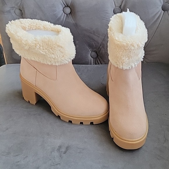Splendid booties